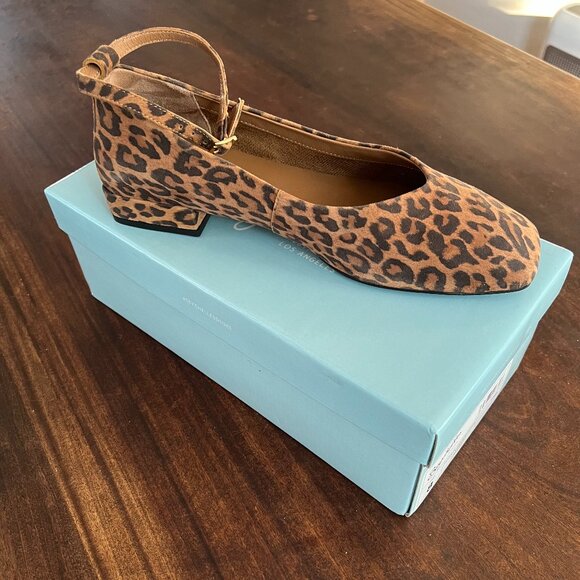 Seychelles® Leopard Flats, Leather, Size 8, Like New - Picture 4 of 14